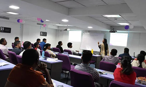 Our Digital Marketing Course Interactive Classroom Gallery